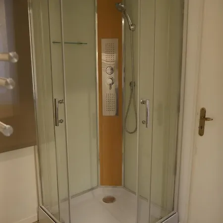 Hotell La Maison Des Oiseaux